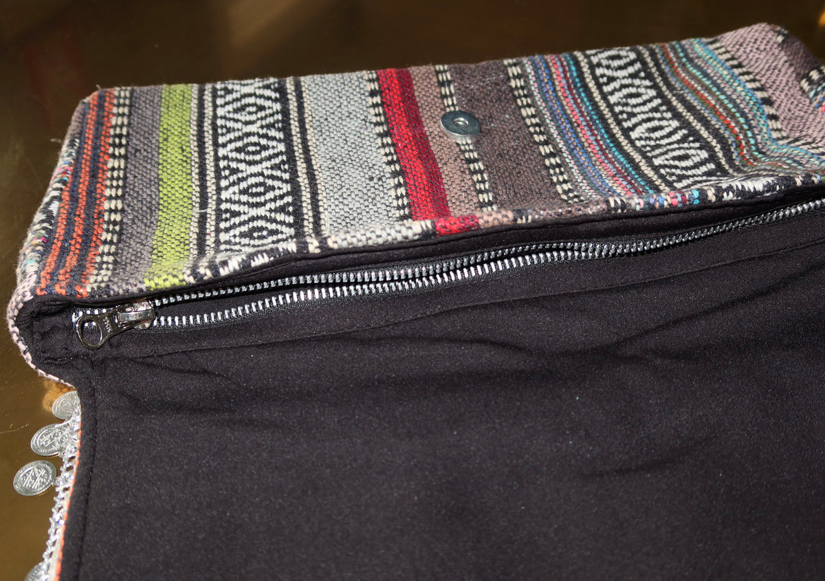The Tesoro Clutch